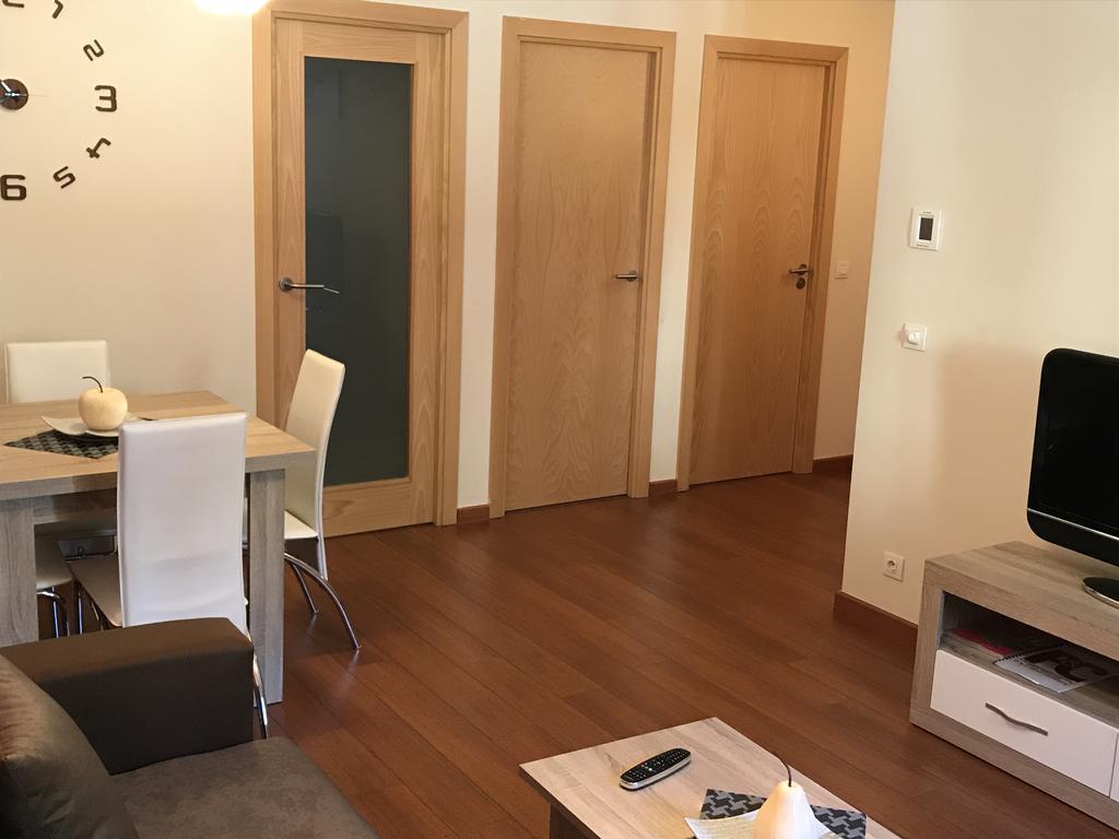 Apartment P&c Areny